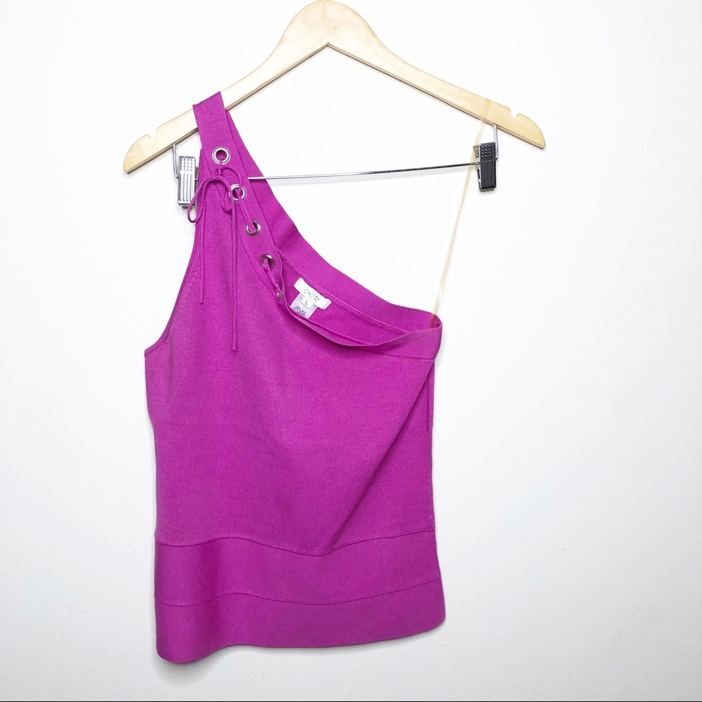 💗Cachè Silk Blend Top💗